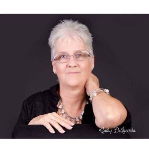 Meet your Posher, Maurene